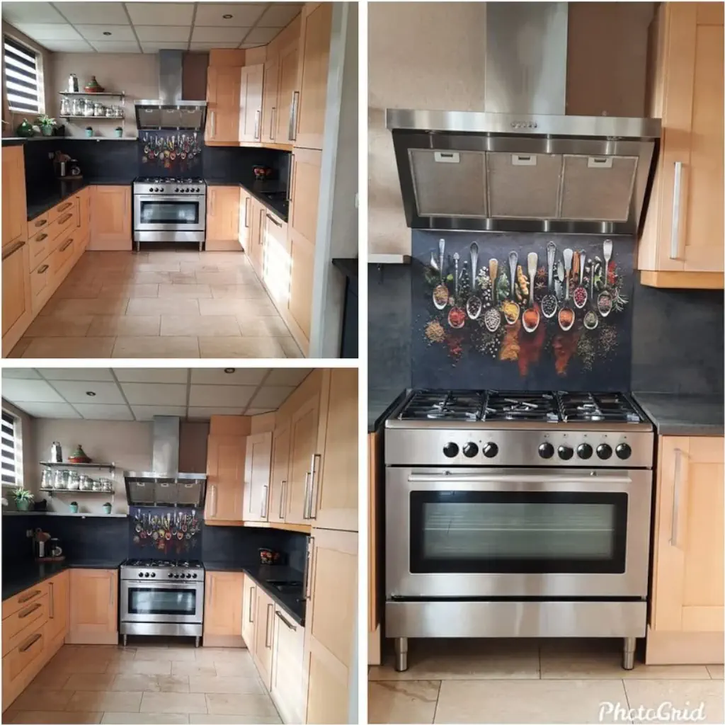 Backsplash met Lepels en kruiden
