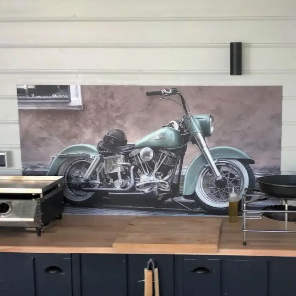 Backsplash met vintage Harley