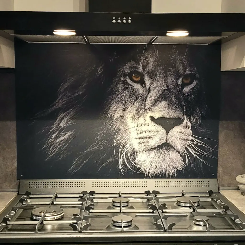 Review Kunst in je keuken spatscherm met leeuw